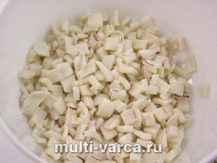 Салат із кальмарами та огірками