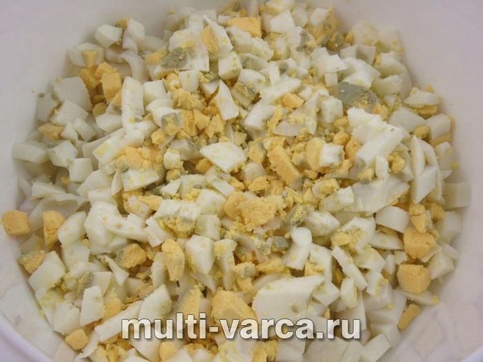 Салат із кальмарами та огірками