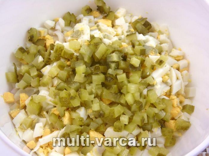 Салат із кальмарами та огірками
