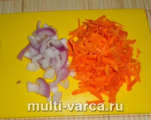 Салат із капусти на зиму в гарячому маринаді
