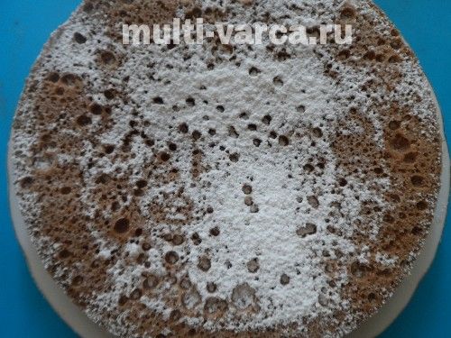 Шоколадна шарлотка з лісовими ягодами