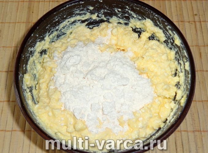 Сирники на пару в мультиварці