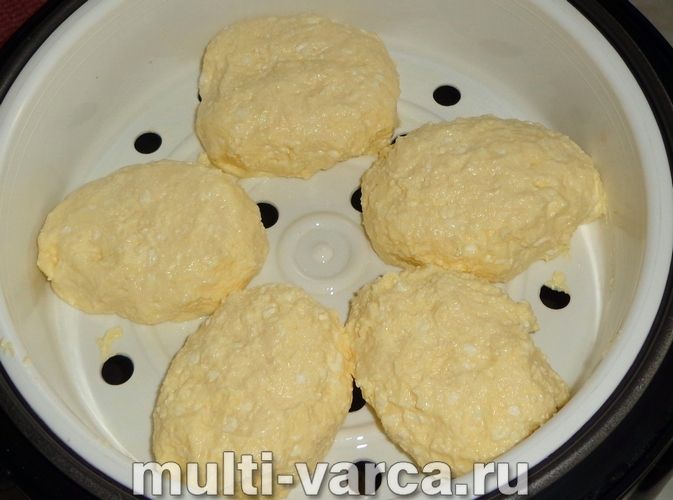 Сирники на пару в мультиварці