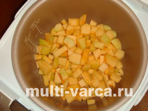 Смачна шарлотка з динею