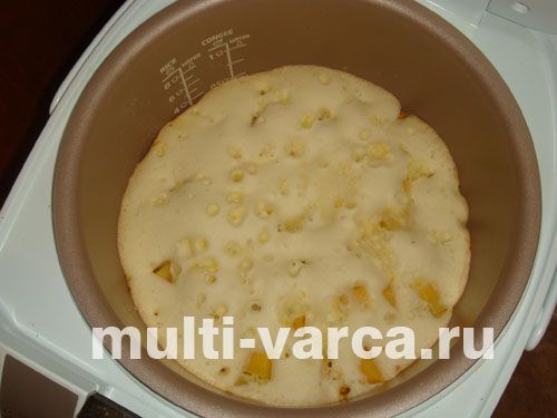 Смачна шарлотка з динею