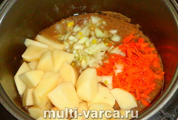 Свиняче серце з картоплею в мультиварці
