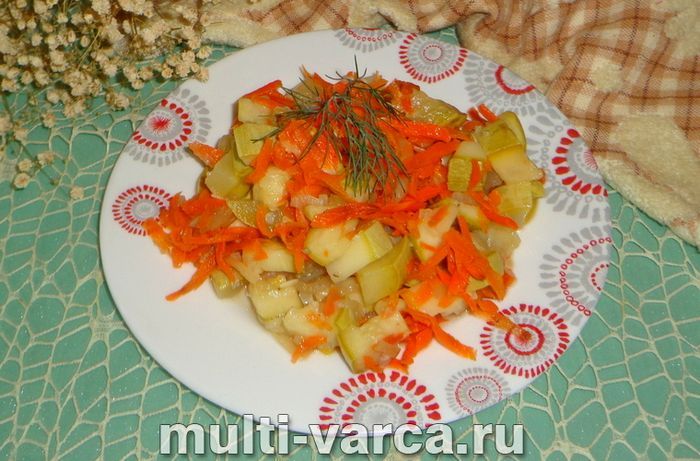 Тушковані кабачки в мультиварці
