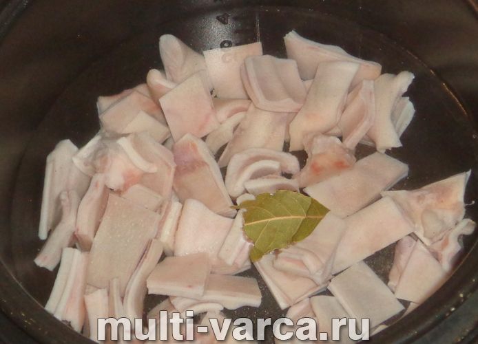 Тушковані свинячі вуха