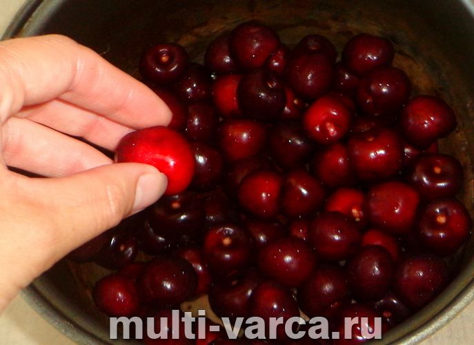 Варення з черешні в мультиварці