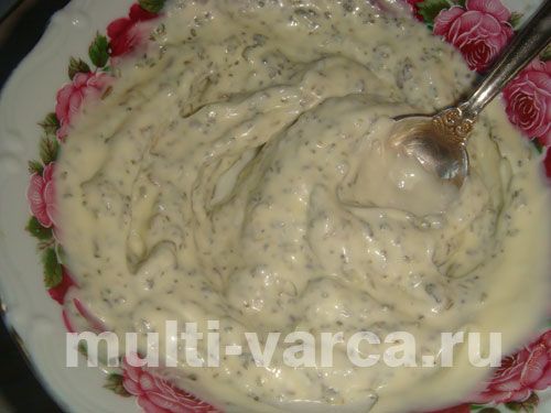 Запечена цілком тріска з картоплею в мультиварці