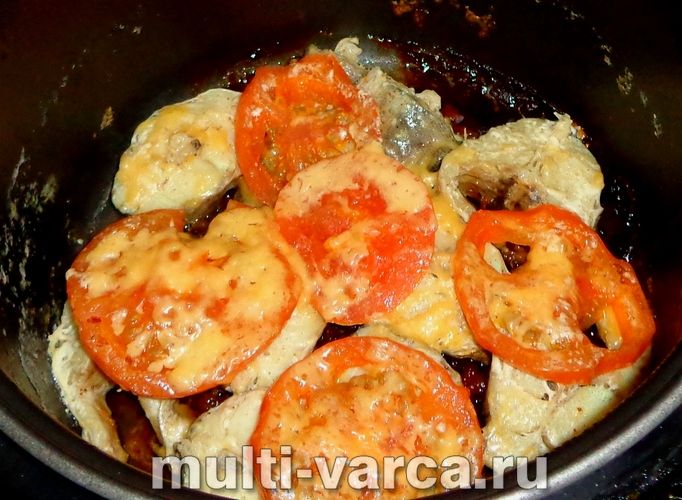 Запечений минтай у мультиварці