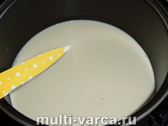 Згущене молоко в мультиварці