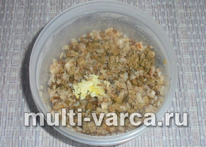 Фарширована цибуля в мультиварці