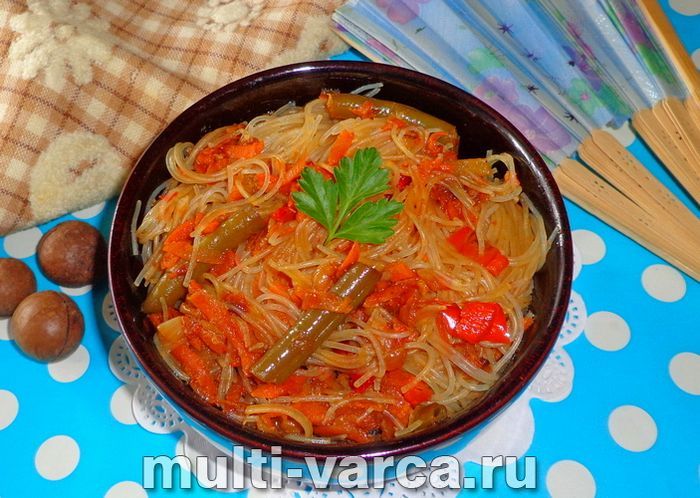 Фунчоза з овочами в мультиварці