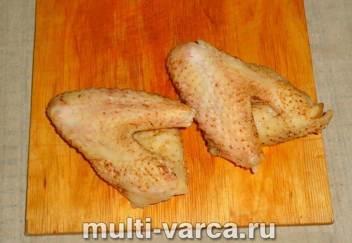 Гречаний суп із куркою в мультиварці