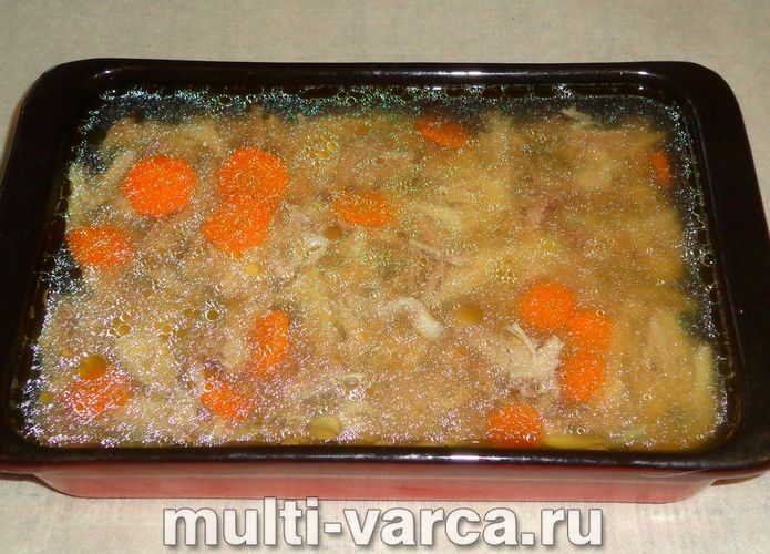 Холодець із курячих лапок у мультиварці