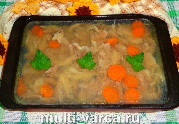 Холодець із курячих лапок у мультиварці