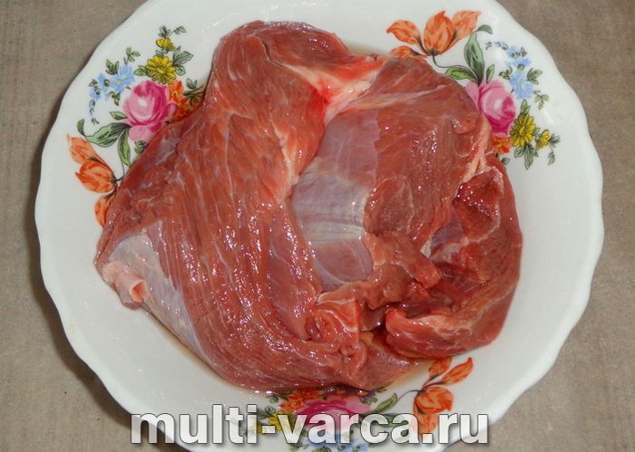 Яловича вирізка в мультиварці