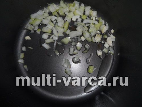 Китайський грибний суп із локшиною