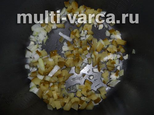 Китайський грибний суп із локшиною