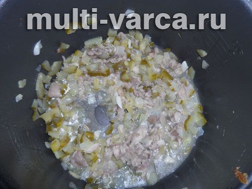 Китайський грибний суп із локшиною