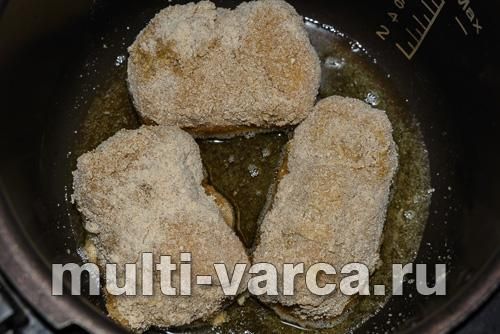 Котлети по-київськи в мультиварці