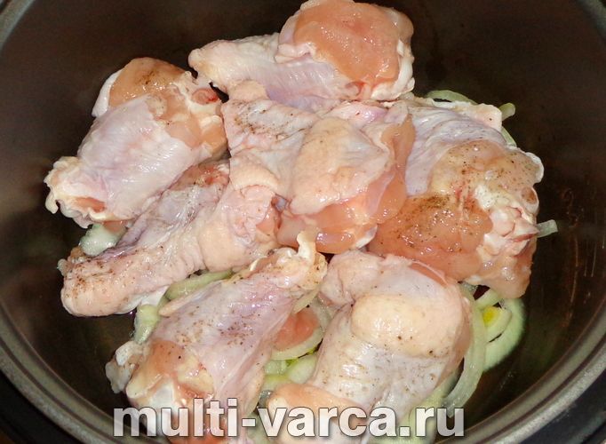 Крильця з картоплею в мультиварці