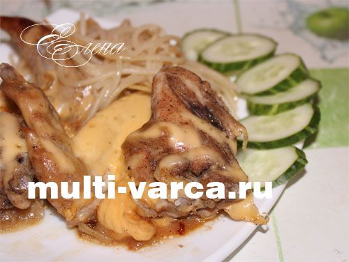 Курячі крильця під сиром у мультиварці