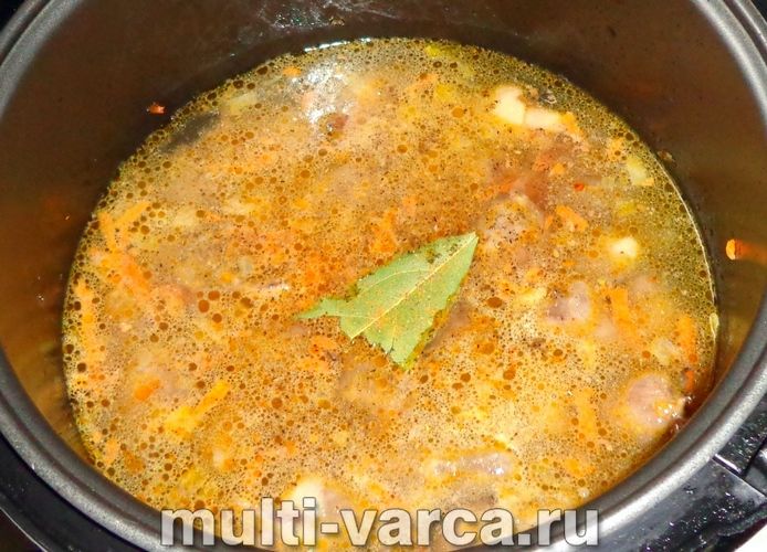 Курячі сердечка з гречкою в мультиварці