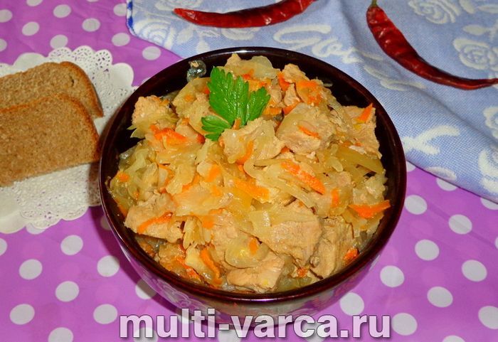 Квашена капуста зі свининою в мультиварці