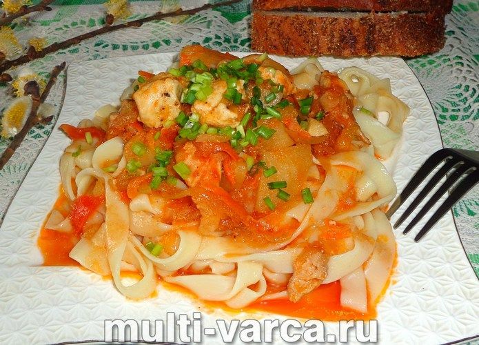 Лагман із куркою в мультиварці