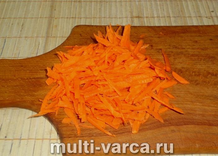 Лагман із куркою в мультиварці