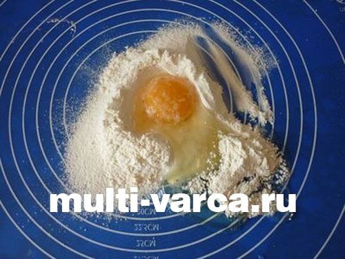 М'ясні роли з овочами в мультиварці