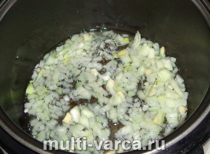 Макарони з грибами в мультиварці