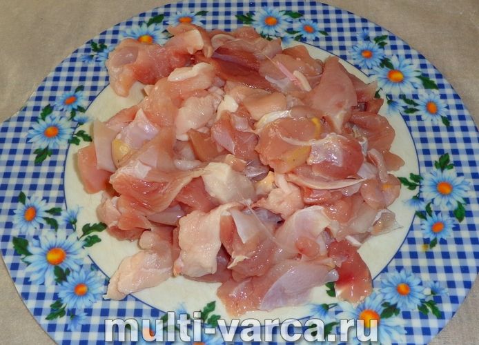 Манти з куркою в мультиварці