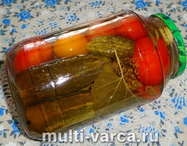 Мариновані огірки з помідорами без стерилізації