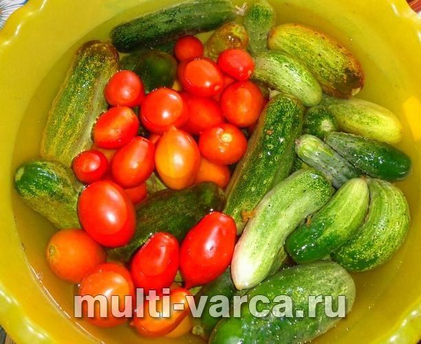 Мариновані огірки з помідорами без стерилізації