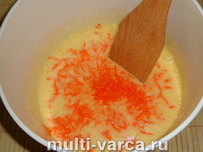 Морквяний торт у мультиварці