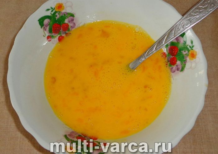 Омлет на воді в мультиварці