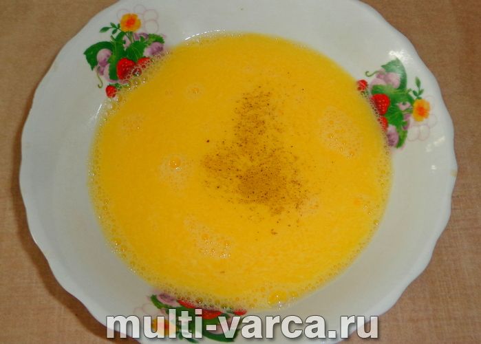 Омлет на воді в мультиварці