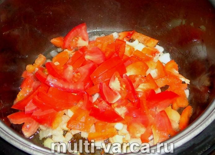 Паприкаш із курки в мультиварці