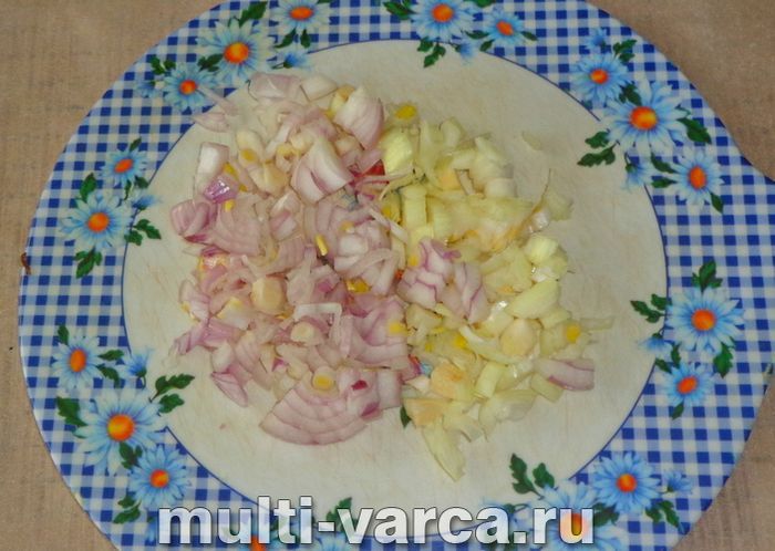 Перловка з куркою та грибами в мультиварці