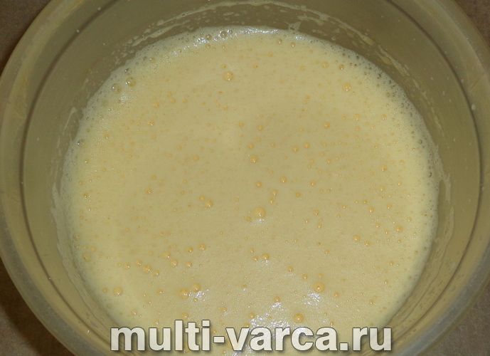 Пиріг &laquo;12 ложок&raquo; у мультиварці