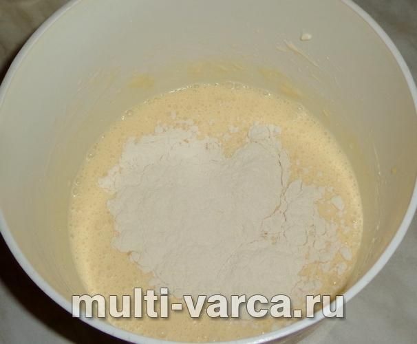 Пиріг із капустою в мультиварці