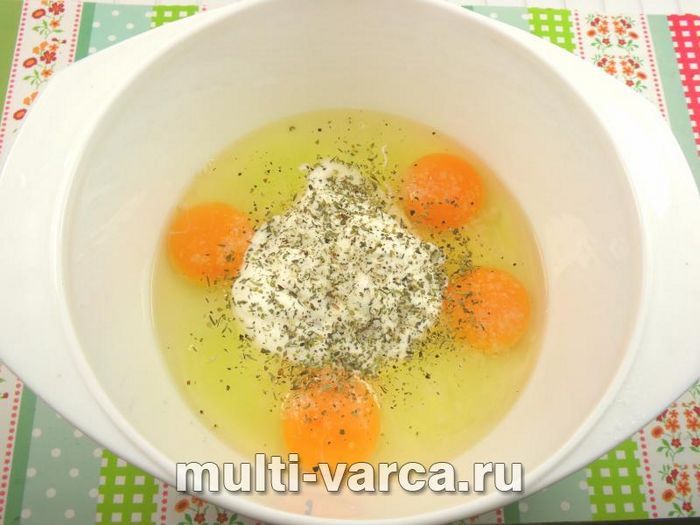 Пиріг із рисом і курячою печінкою в мультиварці
