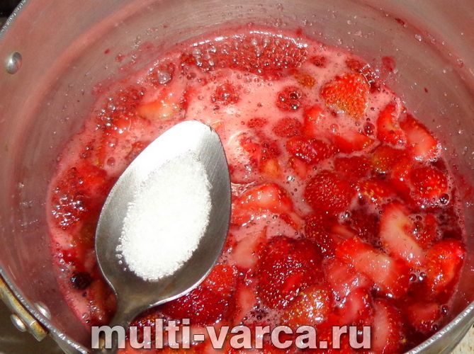 Полуничний сироп на зиму
