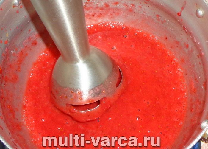 Полуничний сироп на зиму