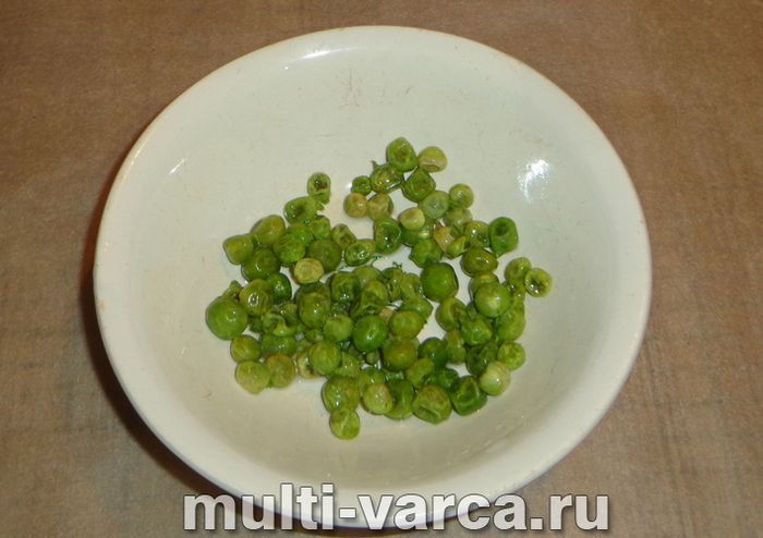 Рис із горошком і кукурудзою в мультиварці
