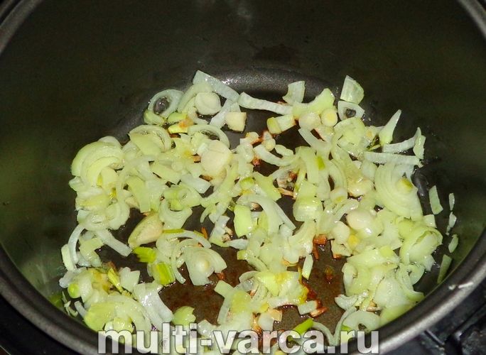 Рис із кальмарами в мультиварці