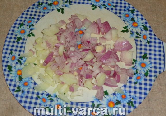 Солянка зі свинини в мультиварці